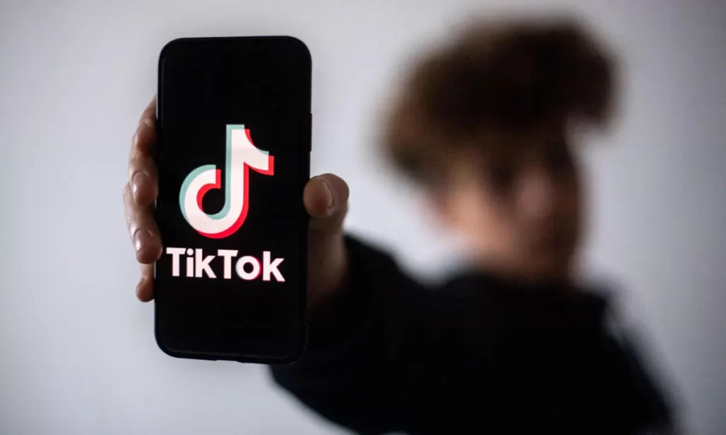 How to Use TikTok to Generate Potential Business Leads?